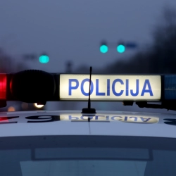 U prometnoj nezgodi kod Gruda ozlijeđeno šest osoba